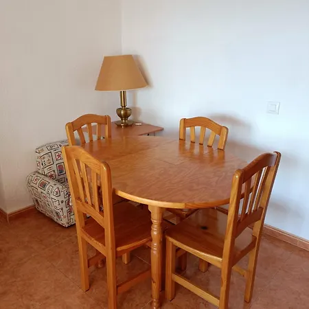 Ernesto Habitación en casa particular Alicante